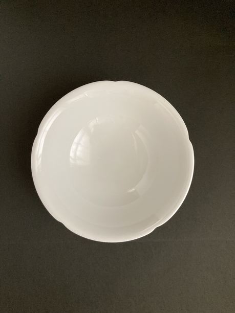 白磁花型小鉢