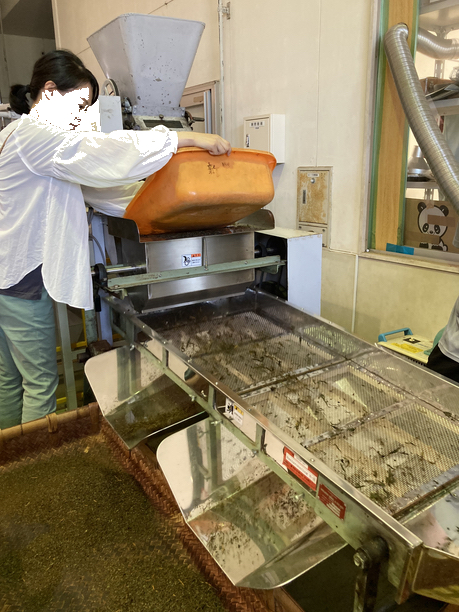 篩い分け機へ投入色