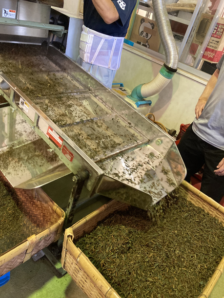 篩い分け機 篩い分け中 篩い分け機 篩い分け中