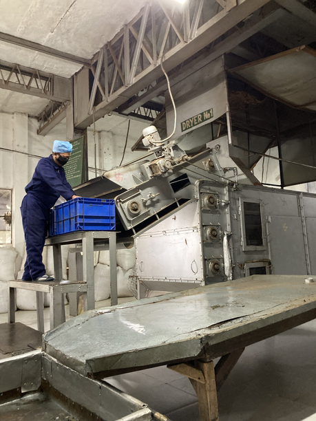 スーム茶園　DRYER ３