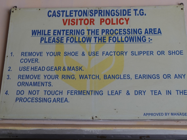 キャッスルトン VISITOR POLICY キャッスルトン VISITOR POLICY