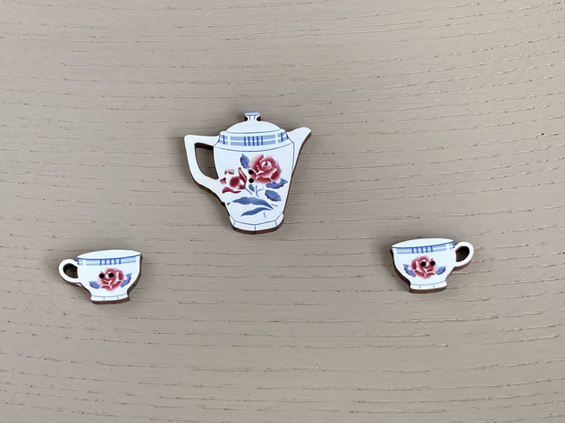 フランス製　ティーポットボタン